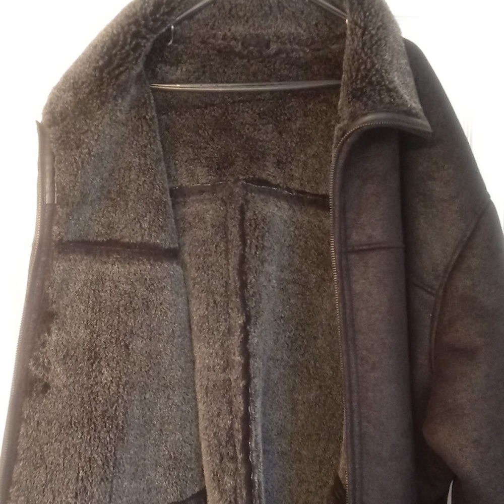 Coat - Picture 2 of 3